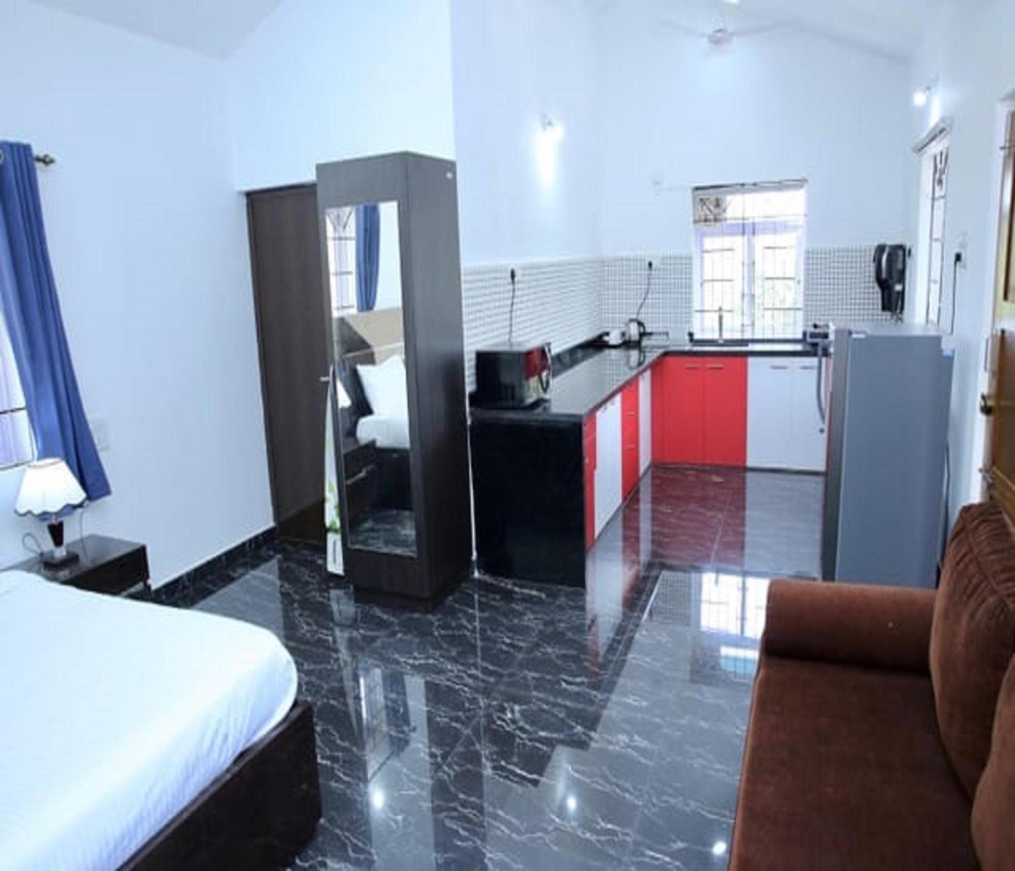 Lar Amorosa Boutique Hotel - Goa カラングート エクステリア 写真