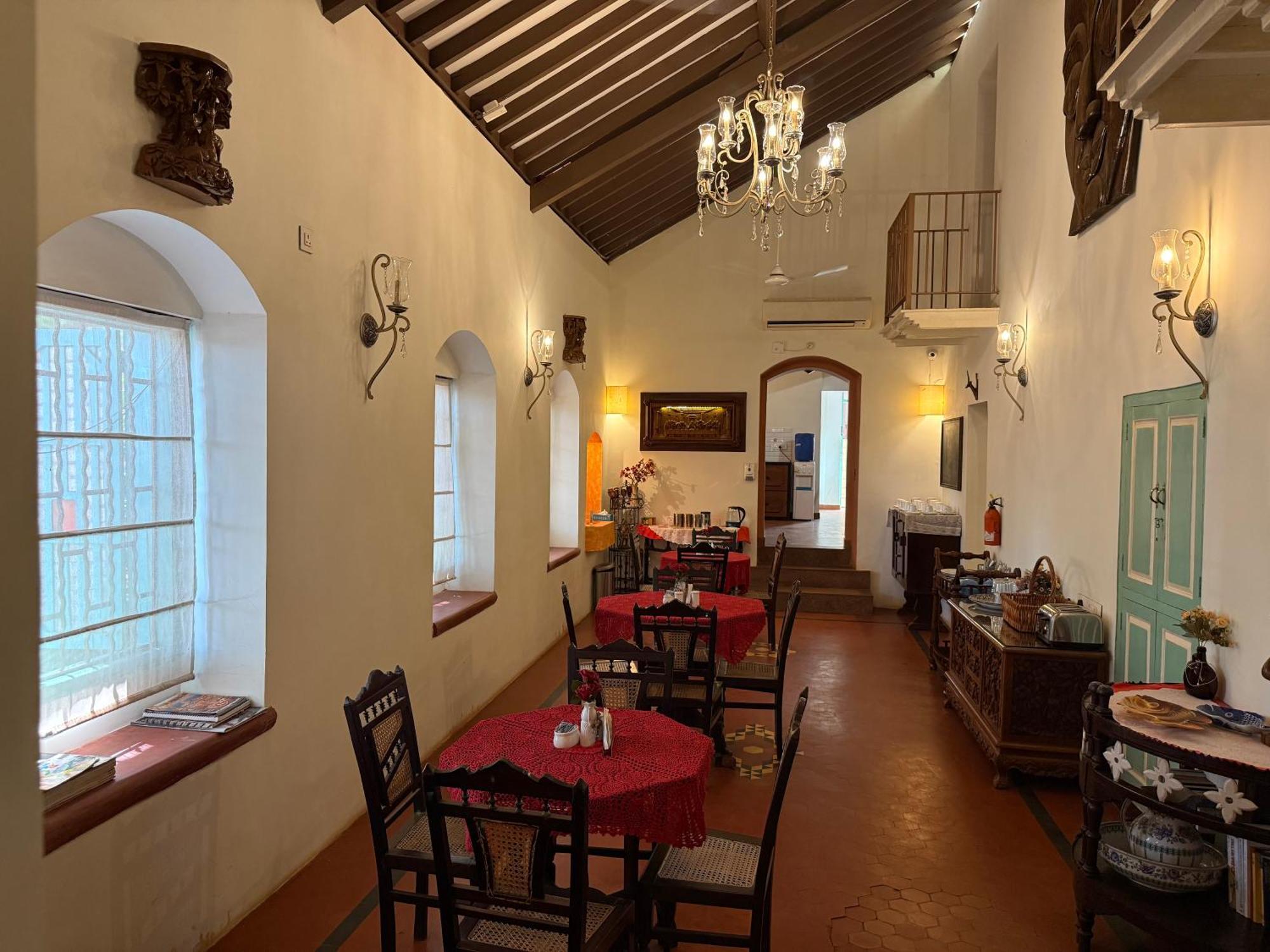 Lar Amorosa Boutique Hotel - Goa カラングート エクステリア 写真