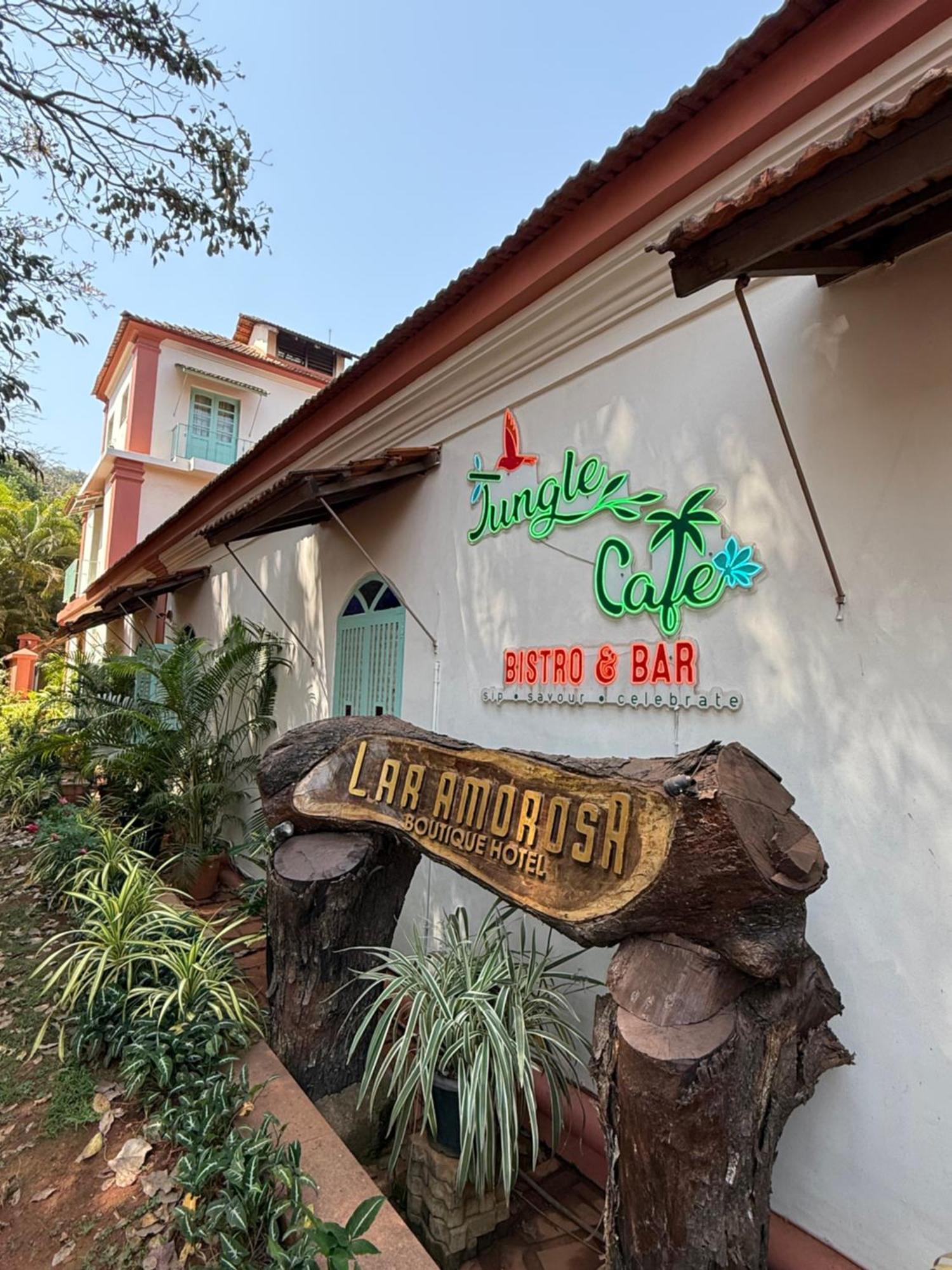 Lar Amorosa Boutique Hotel - Goa カラングート エクステリア 写真