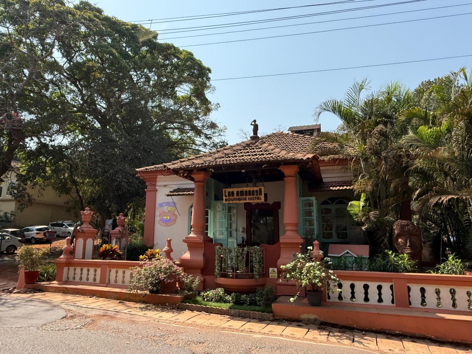 Lar Amorosa Boutique Hotel - Goa カラングート エクステリア 写真