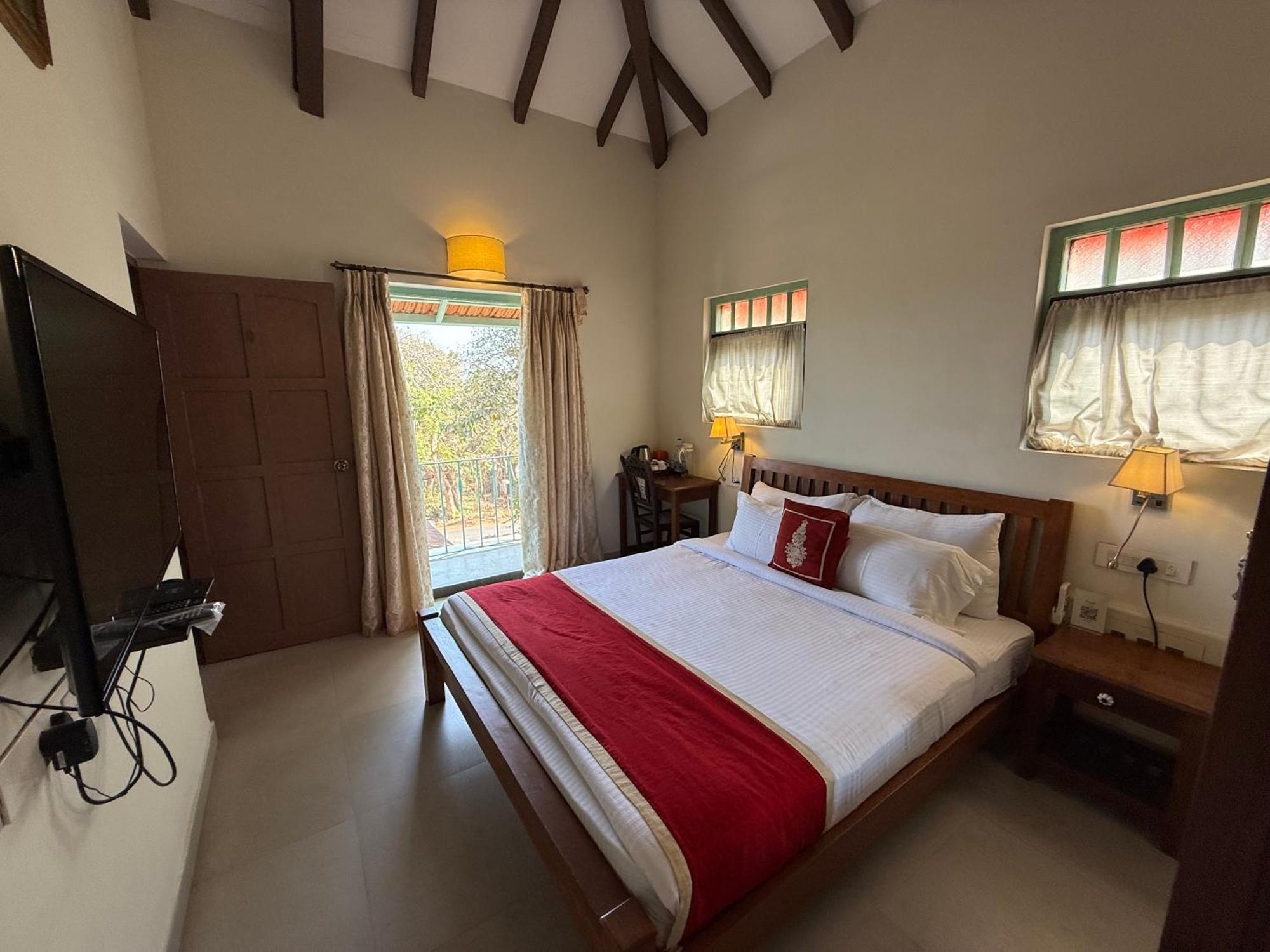 Lar Amorosa Boutique Hotel - Goa カラングート エクステリア 写真