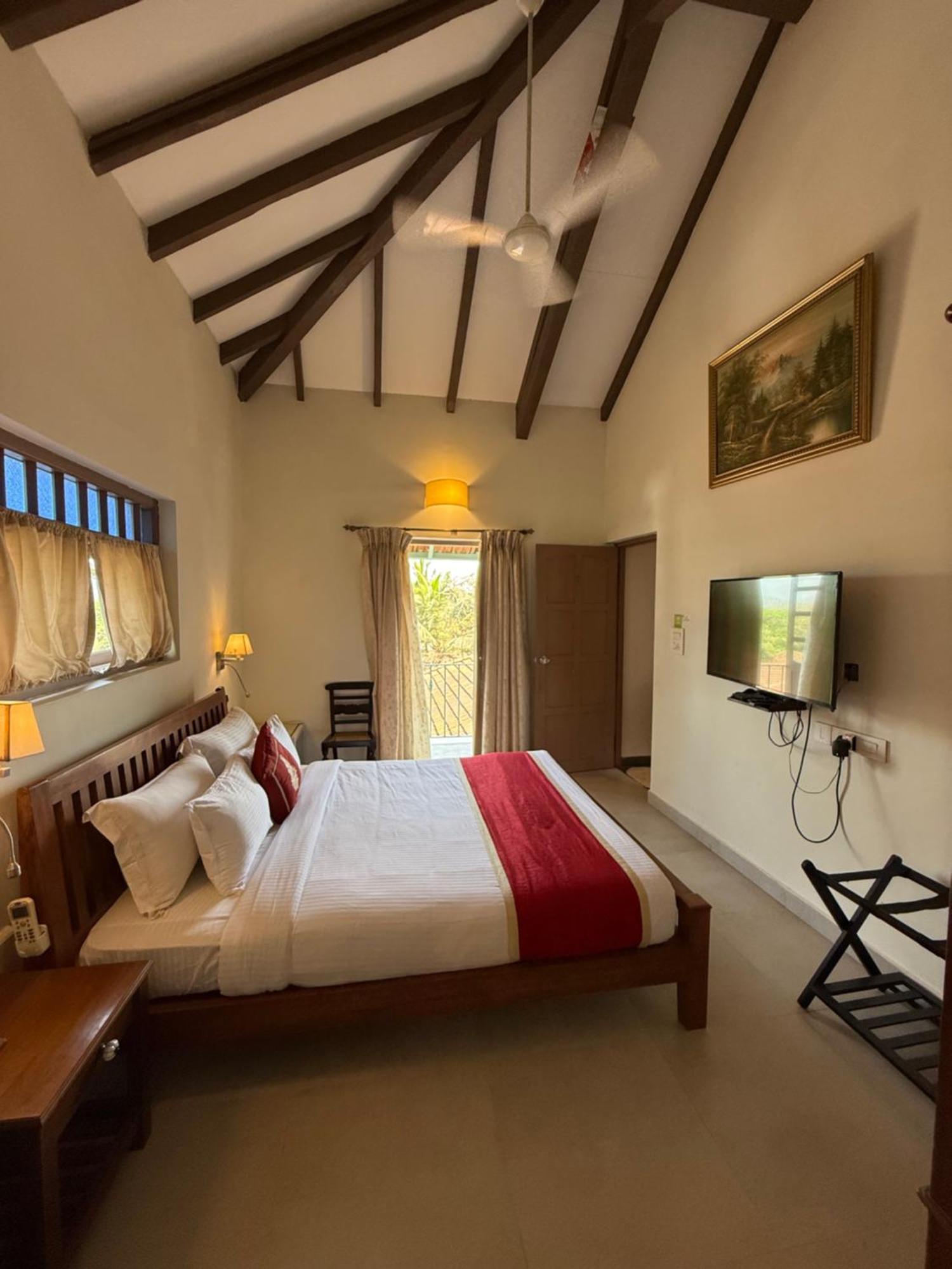 Lar Amorosa Boutique Hotel - Goa カラングート エクステリア 写真