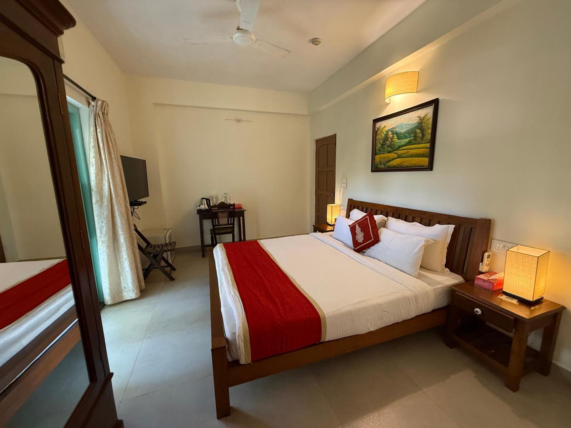 Lar Amorosa Boutique Hotel - Goa カラングート エクステリア 写真