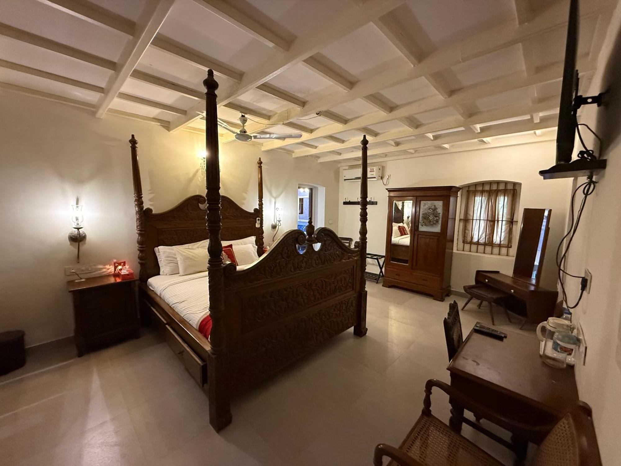 Lar Amorosa Boutique Hotel - Goa カラングート エクステリア 写真
