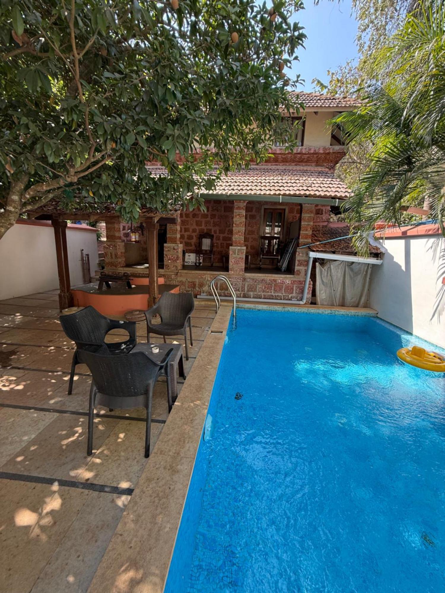 Lar Amorosa Boutique Hotel - Goa カラングート エクステリア 写真