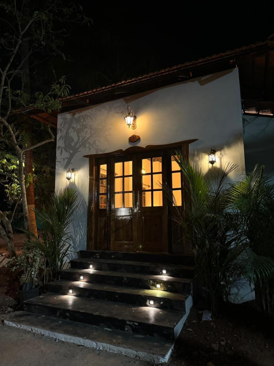 Lar Amorosa Boutique Hotel - Goa カラングート エクステリア 写真